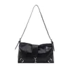 Outono 2026 Nova Bolsa Baguete Motociclista Retrô Bolsa de Ombro de Alta Qualidade Bolsa Feminina da Moda e Elegante para o Dia a Dia
