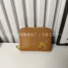 Comercio Exterior al por Mayor Fuente Cartera Conveniente Cartera Corta con Cremallera Portatarjetas de Gran Capacidad de Alta Calidad Estampado de Monograma con Caja de Regalo