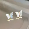 Brincos Simples de Borboleta Branca Moda Versátil Toque de Luxo Acessórios de Luxo Leve Acessórios de Nicho Brincos