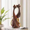 Decoración del Hogar Estilo Europeo con Veta de Madera Sintética, Pintura al Óleo de Gatos, Adornos de Animales Gato Pareja, Regalo de San Valentín Artesanía de Resina