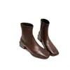 Botas de Cano Curto Quadradas com Salto Bloco Estilo Nicho Coreano Femininas 2026 Novas Botas de Salto Baixo Estilo Britânico Elásticas Botas Emagrecedoras Botas Nude Femininas
