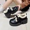 Sapatos de Algodão Modernos Versáteis Confortáveis para Mulheres 2026 Outono/Inverno Novo Estilo Celebridade da Internet Mais Vendido Plataforma com Solado Grosso Sapatos de Algodão Quentes com Veludo