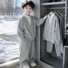 Conjunto de Ropa Estilo Universitario para Niños de Primavera y Otoño, Versión Coreana, Elegante Conjunto de Dos Piezas de Sudadera para Niños Mayores