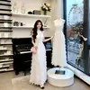 Vestido Negro Largo con Escote Halter y Flecos de Plumas Estilo Francés para Baile de Cumpleaños Fiesta de Cóctel Ropa de Noche Elegante y Digna