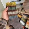 Calcetines de Invierno y Otoño de Caña Alta Estilo Universitario Ins Versión Coreana Rayados Retro Arcoíris Versátiles Lindos de Caña Media con Aberturas Sueltas Que No Aprietan las Piernas