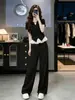 Conjunto Pequeno Estilo Chanel Único e Bonito para Mulheres, Conjunto de Duas Peças Casual Esportivo Elegante e Emagrecedor de Verão com Calça de Corte Reto