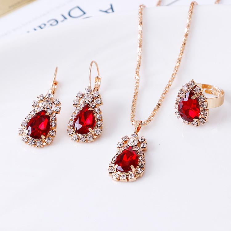 4281926820_2144496083