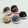 Nuevo Sombrero de Comercio Exterior Lindo Sombrero Hip-Hop para Bebé Gorra de Béisbol de Ala Corta con Letra Ok Gorra con Visera para Niños Primavera y Otoño