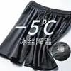 Pantalones cortos de seda de hielo para hombre, ropa de verano, pantalones cortos deportivos holgados, de malla hueca, transpirables, casuales, pantalones grandes para personas con sobrepeso