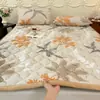 2026 Novo Inverno Quente Leite Fleece Estampado Espessado Macio Colchão Inverno Mais Veludo Protetor Almofada de Cama Estudante