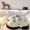 Sapatos de Princesa de Renda para Crianças 2026 Primavera/Verão Novos Sapatos Mary Jane de Couro com Laço para Meninas Sola Macia