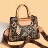 Bolsa Vintage para Mulheres 2026 Bolsa Versátil Bolsa de Ombro Nicho de Luxo de Alta Qualidade Bolsa Transversal de Grande Capacidade Bolsa Quadrada Pequena