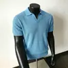 2026 Nuevo Estilo Manga Corta Tejido de Piña Verano Transpirable Ligero Cuello en V Manga Corta Moda Masculina Casual Camisa Polo de Punto