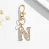 Llavero de Alfabeto de 26 Letras Moderno y Versátil Colgante de Letra Mini A-Z para Hombres y Mujeres, Colgante de Letra para Bolso