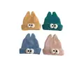 Gorro de inverno infantil, quente e espesso, com um design engraçado apresentando olhos grandes, estilo de puxar e proteção para as orelhas, adequado para meninos e meninas, e estiloso