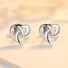 Pendientes de Corazón Entrelazado Estilo Coreano de Moda al por Mayor del Fabricante, Pendientes Elegantes para Niña, Joyería Linda con Forma de Corazón Chapada en Plata