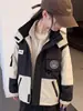 Chaqueta cortavientos acolchada y engrosada para niñas, nuevo estilo de invierno 2026, prenda exterior tres en uno para niños mayores, ropa de abrigo cálida para exteriores para niños