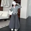Conjunto Casual para Meninas Outono 2026 Novo Estilo: Jaqueta Suéter Falsa de Duas Peças para Meninas Grandes e Calças de Pernas Largas Florais para Primavera/Outono