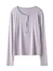Camiseta de Punto de Manga Larga con Medio Botón de Lino Lyocell para Mujer, Nuevo Diseño Primavera/Verano, Top Interior Elegante y Versátil