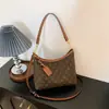 Bolso Cubo Retro Transfronterizo para Mujer 2026 Nuevo Invierno Moda de Gama Alta Monograma Bolso de Viaje Bolso de Hombro Cruzado