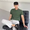 Polo de Manga Corta de Verano para Hombre Estilo Coreano Delgado Solapa Color Sólido Casual Delgado de Punto de Manga Media Trendy