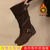Botas Plataforma Tratorada Retrô Femininas 2026 Outono/Inverno Novo Estilo Acima do Joelho Fivela Afunilamento Cano Alto Botas de Cavaleiro
