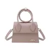 Bolsa de Ombro Único Lisa para Mulheres, Nova Bolsa de Mão Tendência de Comércio Exterior, Bolsa Fashion e Elegante com Toque de Luxo, Bolsa Transversal Versátil