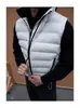 Chaleco de plumón negro ligero acanalado para hombre, adecuado para usar en capas en invierno, prenda exterior sin mangas, chaqueta de algodón con cuello alto