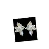 Pendientes de Flor de Metal Líquido Inspirados en el Diseño con Perlas de Agua Dulce para Mujer, Pendientes Vintage de Lujo Ligero, de Moda, Tendencia, Versátiles
