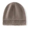 Novo chapéu de malha de cashmere quente para outono e inverno feminino, chapéu protetor de orelhas, chapéu de lã, chapéu versátil, chapéu tipo turbante, chapéu para clima frio ao ar livre
