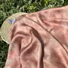 Nuevo Tejido Jacquard de Rayón Estilo Chino Nacional Xiangyun de Seda en Color Carmesí, Tejido Hecho a Mano para Chalecos, Cheongsams y Bolsas