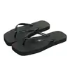 Chanclas de nuevo estilo 2026 con punta cuadrada, pantuflas de verano antideslizantes, duraderas para la playa, sandalias de playa para mujer