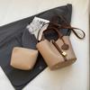 Outono e inverno popular saco de balde portátil para mulheres 2023 novo outono e inverno retro all-matching messenger bag commuter small bag
