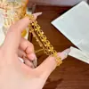 Pulseira de Contas Disco Entrelaçadas Cintilantes, Luxo Leve, Sensação de Alto Padrão, Estilo Chinês, Retrô, Joia de Mão Exquisita em Ouro Areia, Presente para Namorada