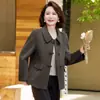 Novo casaco de lã dupla face outono e inverno para mulheres, estilo curto para mulheres baixinhas, casaco de lã para mulheres de meia-idade e idosas, blusa de lã para mães