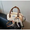 Bolsas Femininas de Alto Padrão Transfronteiriças, Versátil para a Primavera de 2026, Nova Bolsa Transversal da Moda, Bolsa de Mão Casual, Bolsa Boston Almofada