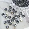 Broca para uñas cuadrada gruesa k9 Super Flash redonda transparente para uñas grasa cuadrada diamante cuadrado material de decoración de uñas diamante de alta calidad