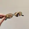 2026 Nuevo Modelo Metal Color Degradado Tendencia Unisex Ojo de Gato Moda Europea y Americana Personalidad Tendencia Protección Solar Gafas de Sol