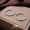 Temperamento Clásico Incrustaciones de Diamante Geométrico Versátil Ear Cuff Elegante Exquisito Único Pendientes de Gama Alta Lujo Ligero Moda Casual Accesorios para Pendientes