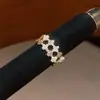 Anel de Flor com Zircônia Banhado a Ouro Real 18K, Anel de Dedo Indicador Vazado de Moda High-End de Nicho, Joias Versáteis para Atacado