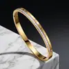 Pulsera Para Niña De Gama Alta Resistente Al Color Versátil Joyería Nicho Lujo Ligero Acero Inoxidable Verano Transfronterizo Números Romanos