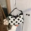 Bolso Único de Lunares para Mujer 2026 Nueva Moda Versátil Cruzado Tipo Empanada Muy Popular Bolso de Mano Pequeño Bolso Croissant