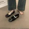 Senso de design francês nicho sapatos femininos Mary Jane 2026 novo estilo sapatos baixos estilo fada com saias sapatos únicos prateados