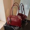 Bolso retro de comercio exterior para mujer, gran capacidad, novedad de 2024, bolso de hombro bajo el brazo, versátil, para otoño e invierno, bolso de viaje tipo almohada.