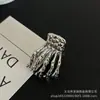Pinza de Calavera Gótica para Halloween Estilo Oscuro Plegado Pinza para el Cabello de Aleación para la Parte Posterior de la Cabeza Pinza de Tiburón Accesorio para el Cabello de Cola de Caballo