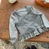 Top de dos piezas de imitación para niña, colección de otoño, camiseta interior de encaje de lunares para niños, elegante diseño de retazos de manga larga