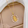 Collar Retrato Hueco Forma de Huevo de Acero de Titanio con Estilo Europeo y Americano, Elegante y Lleno de Diamantes, Cadena Versátil para Clavícula para Mujer, Cadena de Acero de Titanio