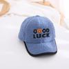 Gorra de béisbol para niños de otoño e invierno, estilo coreano, con la letra "Buena suerte", de color liso y cálida, para niños y niñas.