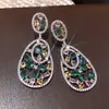 Aretes de Aguja Plateada con Borlas de Hoja de Circonita, Diseño Único y Versátil, Aretes de Nicho con un Toque de Lujo Ligero y de Alta Gama para Mujeres