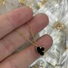 Colar V Trevo de Quatro Folhas Banhado a Ouro 18K Acessórios Femininos Versão Superior Madrepérola Branca Ouro Rosa Pingente Nicho Luxo Acessível
